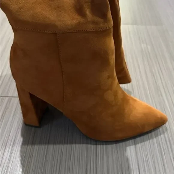 Knee-High Boots size 8.5 - Picture 9 of 9